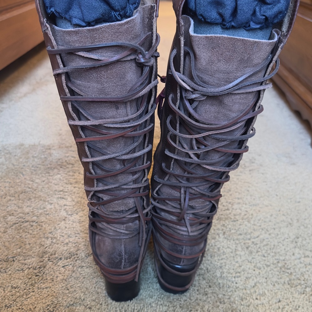 Freebird by Steven Brown Heeled Boots - Picture 2 of 5